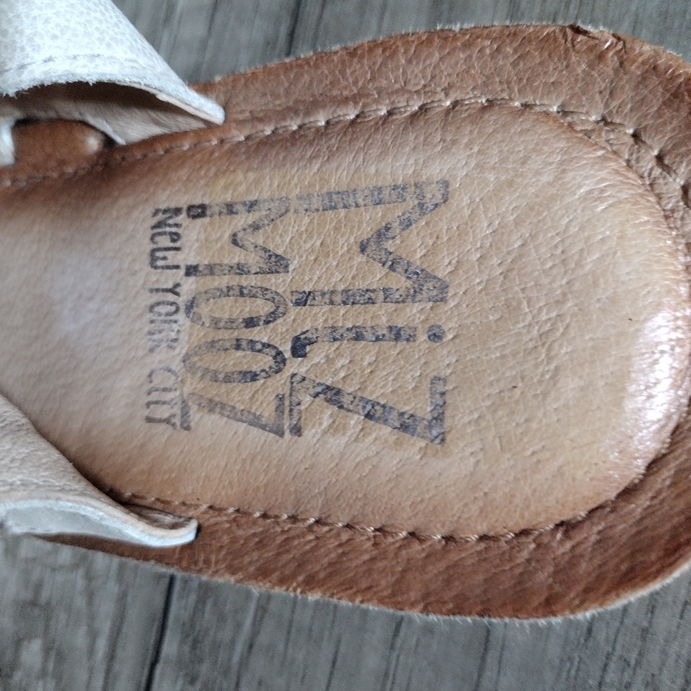 Miz Mooz Flaire Sandals Women's 9-9.5 EU40 Beige Linen Leather Floral.  - Picture 8 of 8
